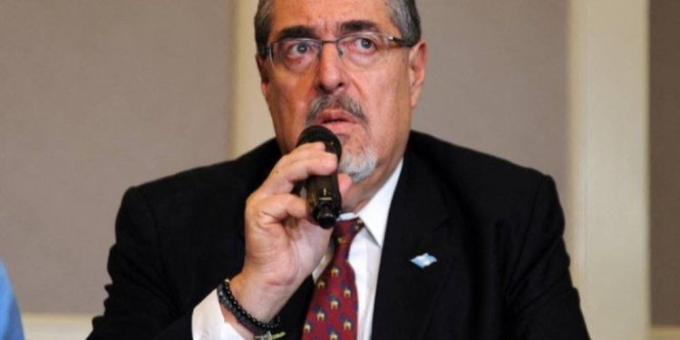 Bernardo Arévalo participará como observador en mesa de negociación de la OEA