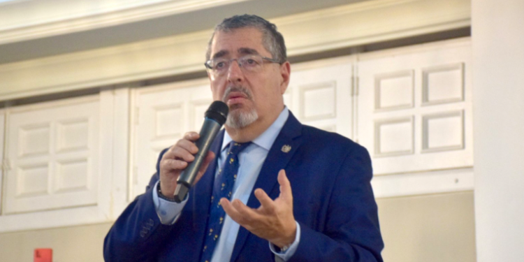 Bernardo Arevalo responde a la Fiscal General por sus declaraciones sobre las manifestaciones