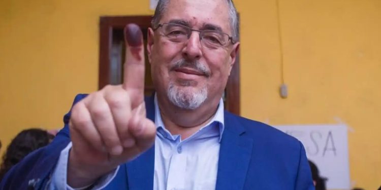 Bernardo Arévalo valora el respaldo de la comunidad internacional en defensa de la institucionalidad