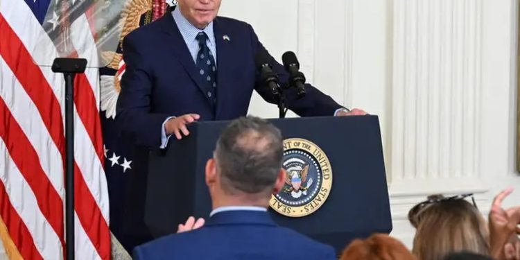 Biden aprueba USD 567 millones para defensa de Taiwán