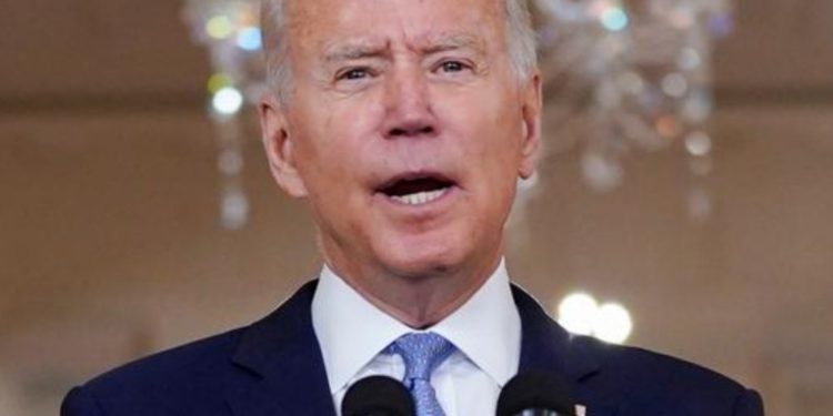 Biden declara fin de guerra eterna con la salida de Afganistán