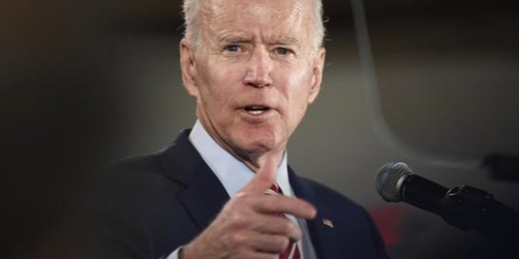 Biden dice que México se niega a recibir a las familias migrantes que EE.UU. deporta