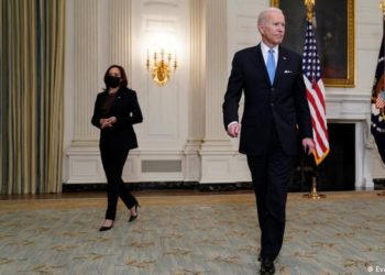 Biden planea convocar una cumbre global para contener la pandemia