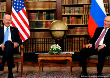 Biden promete impedir una invasión militar de Rusia en Ucrania