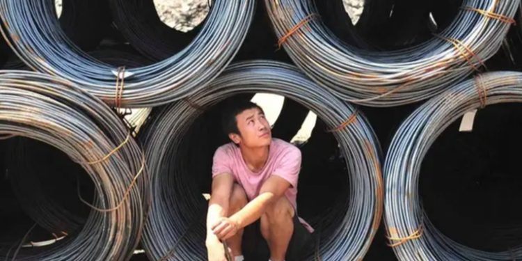 Biden quiere triplicar aranceles al acero y aluminio chinos