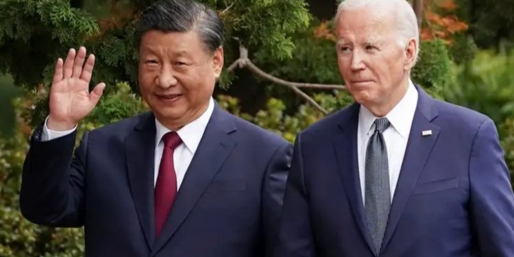 Biden y Xi hablan por teléfono para 'gestionar tensiones'