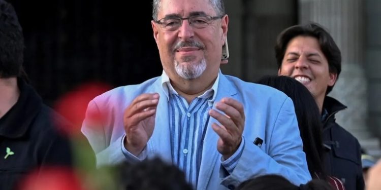 Binomio presidencial agradece a líderes indígenas por resistencia frente al Ministerio Público.