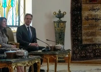 Blinken se reúne con Al Sisi sobre tregua en Gaza