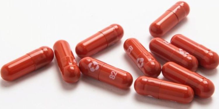 Bolivia autoriza píldora contra covid-19 del laboratorio estadounidense Merck