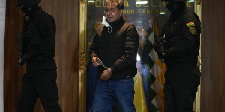 Bolivia extradita a EE.UU. al exjefe antidrogas Maximiliano Dávila