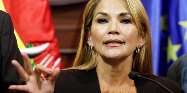 Bolivia ratifica condena de 10 años de cárcel a expresidenta