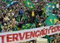 Bolsonaristas marchan en Brasil para exigir salida de juez