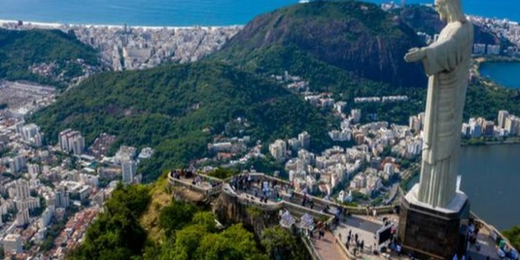 Brasil anuncia el fin de la emergencia sanitaria por COVID-19