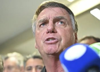 Brasil: Bolsonaro dice que 'régimen autoritario' lo inculpa