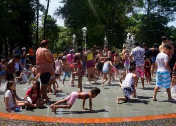 Brasil: escuelas suspenden regreso a clases por ola de calor