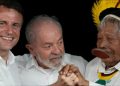 Brasil: Macron se compromete con causas de pueblos indígenas