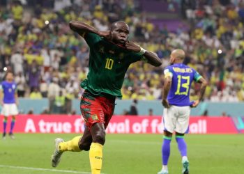 Brasil pierde ante Camerún, pero logra clasificar a octavos de final como primera de grupo