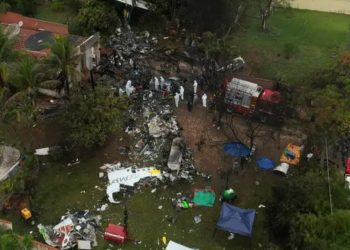 Brasil recupera datos de cajas negras del avión accidentado