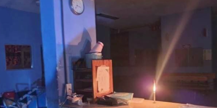 Brigadas de Energuate restablecieron el servicio de energía eléctrica en el municipio de Tiquisate, Escuintla