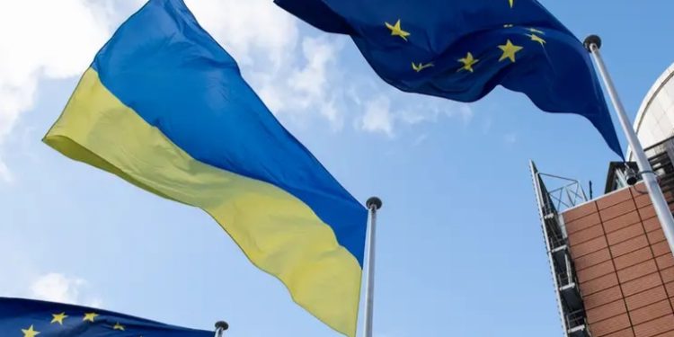 Bruselas aprueba ayuda militar a Ucrania de 5.000 mill.