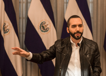 Bukele afirma que *están pidiendo un golpe de Estado* en El Salvador