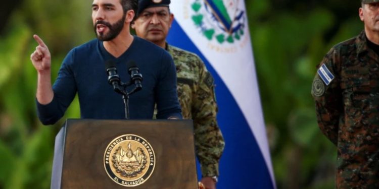 Bukele anuncia cercos militares en grandes ciudades de El Salvador