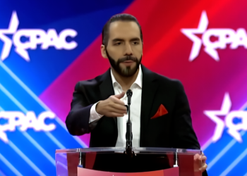 Bukele arremete contra Soros y las 'fuerzas oscuras' en EE.UU.
