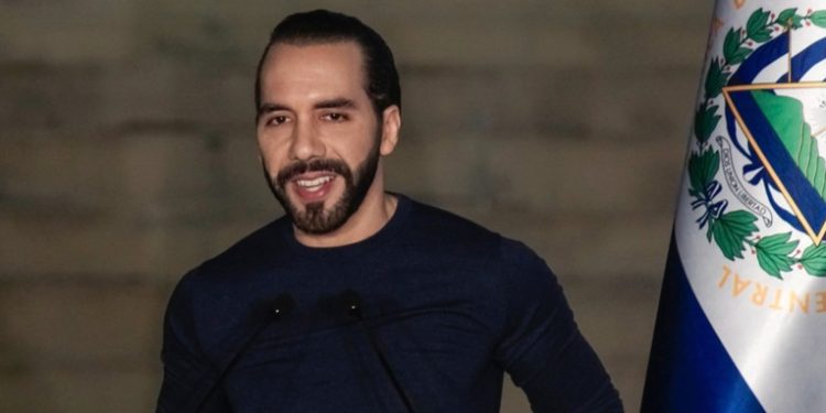 Bukele confirma que pedirá licencia al Congreso para postularse a la reelección en 2024