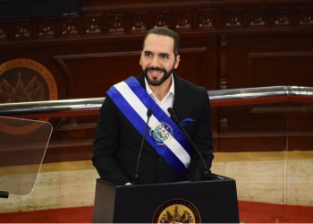 Bukele denuncia que las pandillas tratan de evolucionar hacia una guerrilla con ayuda de organizaciones internacionales
