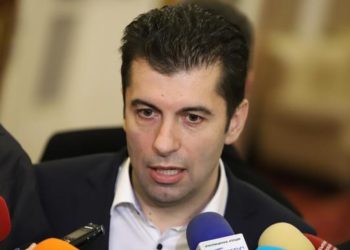 Bulgaria expulsa a 70 diplomáticos rusos por espionaje