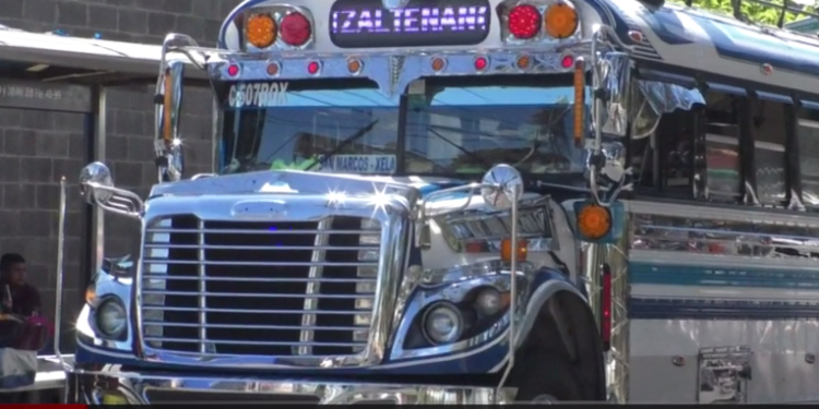 Buscan evitar aumento al pasaje extraurbano