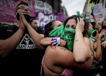 Cámara de diputados de Argentina aprueba legalización del aborto