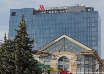 Cadena de hoteles Marriott suspende todas sus operaciones en Rusia