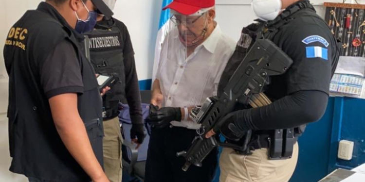 Cae ex guerrillero Cesar Montes