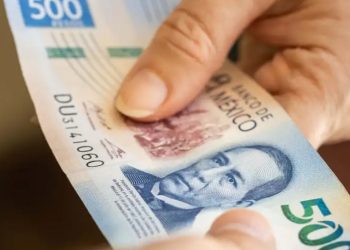 Cae peso mexicano tras aprobación de la reforma judicial