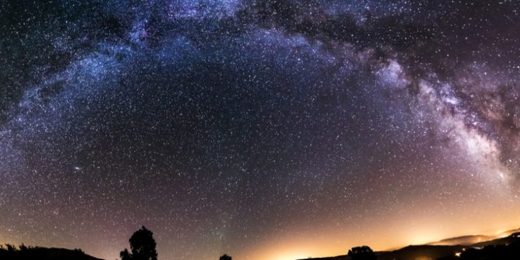 Calculan que la Ví­a Láctea es 2.000 millones de años más antigua que lo que se pensaba