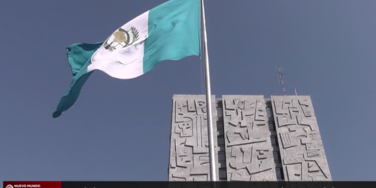 Califican a Guatemala con una perspectiva positiva debido al crecimiento económico