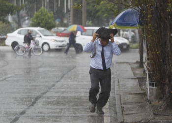 Calor por la mañana y lluvias en la tarde en las próximas semanas según CONRED