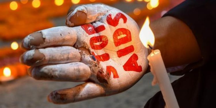 Cancelan estudio de vacuna contra el VIH en la última etapa