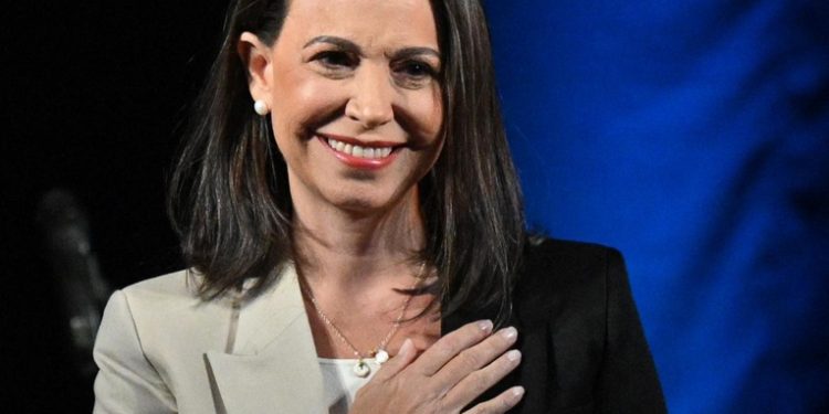 Cancillería lamenta inhabilitación de María Corina Machado por 15 años