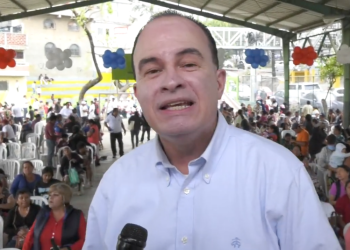 Candidato de VAMOS, Mario Méndez Montenegro, se acerca a la comunidad y comparte su plan para la ciudad