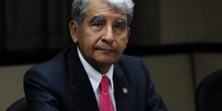 Candidato presidencial de CREO hospitalizado por problemas cardíacos