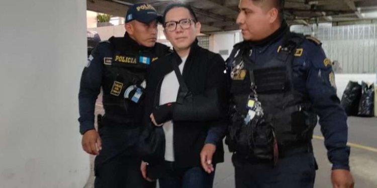 Capturan al exjefe del INDE por lavado de dinero