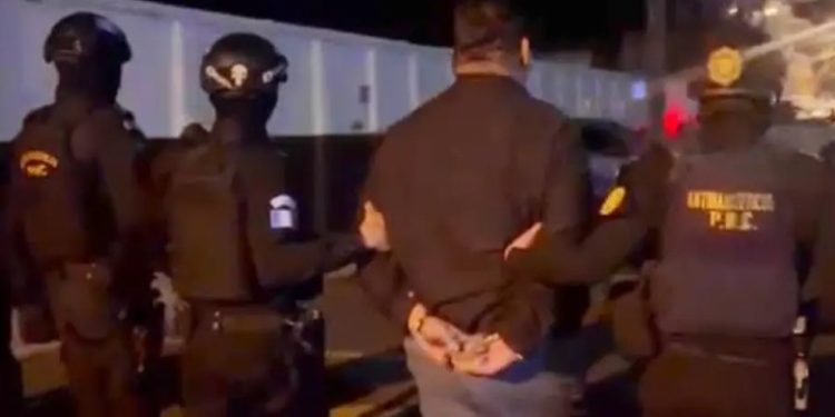 Capturan en ruta a El Salvador a Roberto Carlos Girón, acusado de narcotráfico por EE. UU