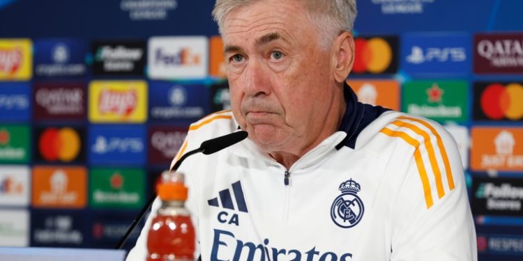 Carlo Ancelotti, defiende a Vinicius por mandar callar a Anoeta: 'No es normal lo que tiene que aguantar'
