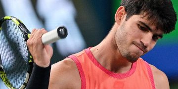 Carlos Alcaraz cae ante Machac y se queda a las puertas de semifinales en Shanghái