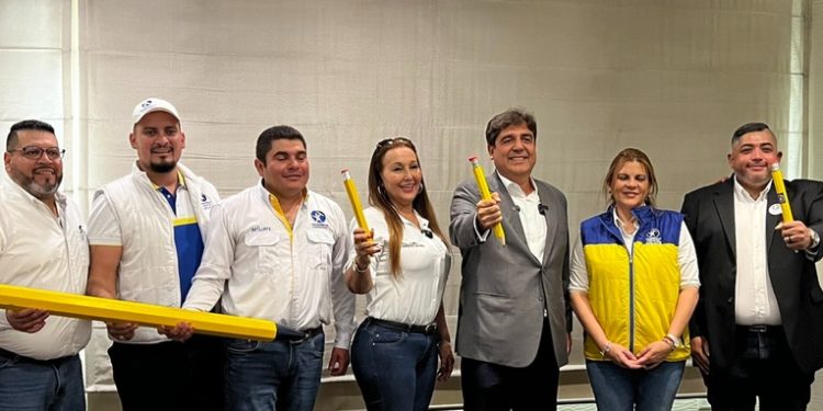 Carlos Pineda aceptó ''jalón'' del partido ''Prosperidad Ciudadana''