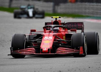 Carlos Sainz se sube al podio en Rusia y Hamilton se pone lí­der del Mundial