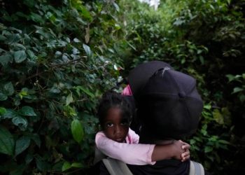 Casi 60.000 personas cruzaron irregularmente el Darién en octubre