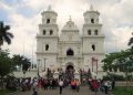 Celebraciones del Cristo Negro reúnen a miles en la basílica de Esquipulas